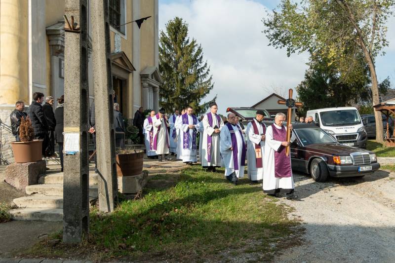 2025_11_10_bagi sandor temetes_42.jpg